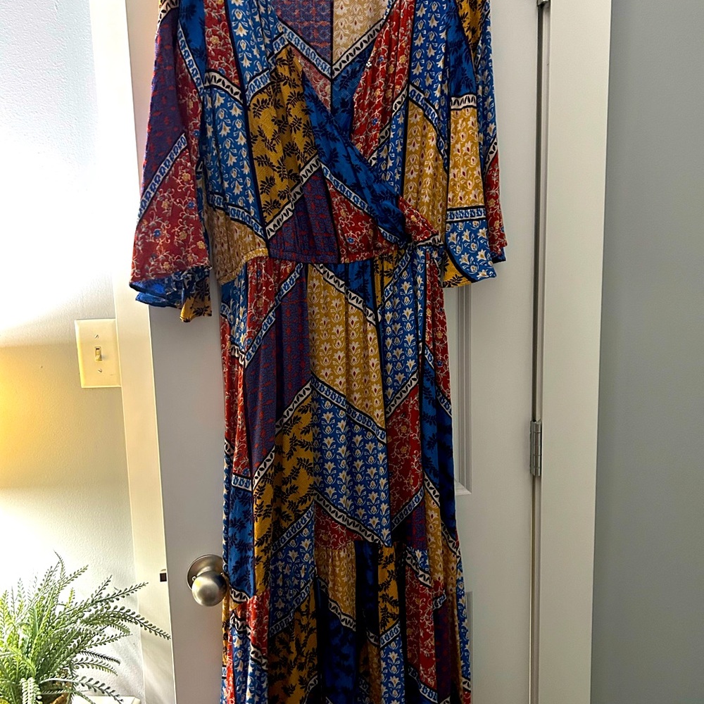 Democracy Dress. Size large.